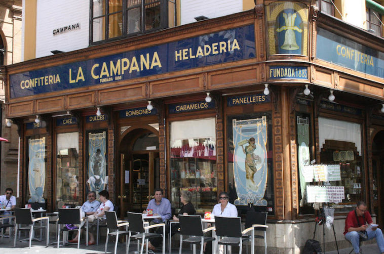 Calle Sierpes de Sevilla: entre la tradición y la modernidad - Vipealo